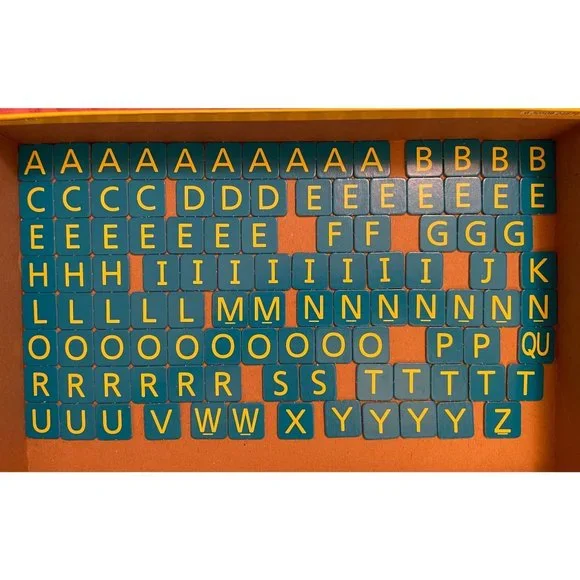 Scrabble Junior Game 2014 Hasbro COMPLETE - Picture 8 of 10